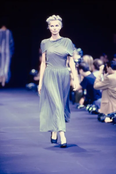 Look 11